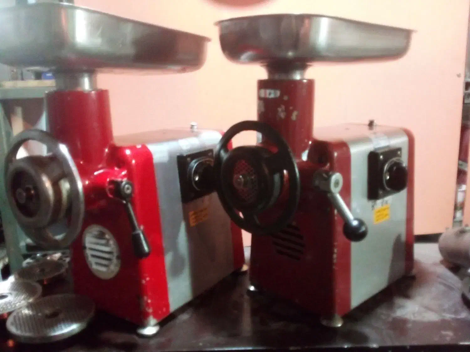 چرخ گوشت رومیزی|خردکن، آسیاب، غذاساز|اراک, |دیوار