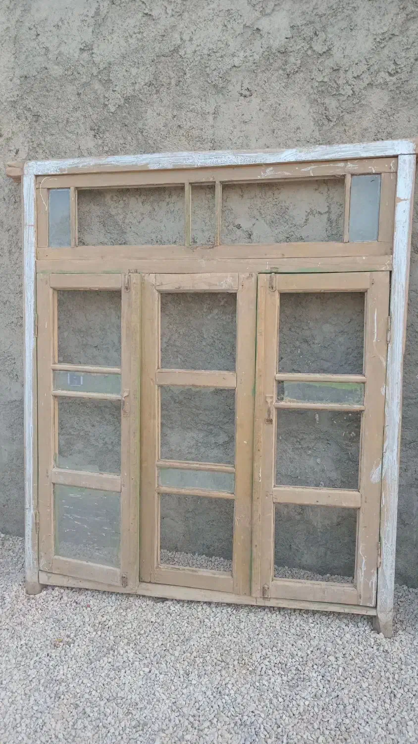 در وپنجره قدیمی چوبی|مصالح و تجهیزات ساختمان|کوار, |دیوار