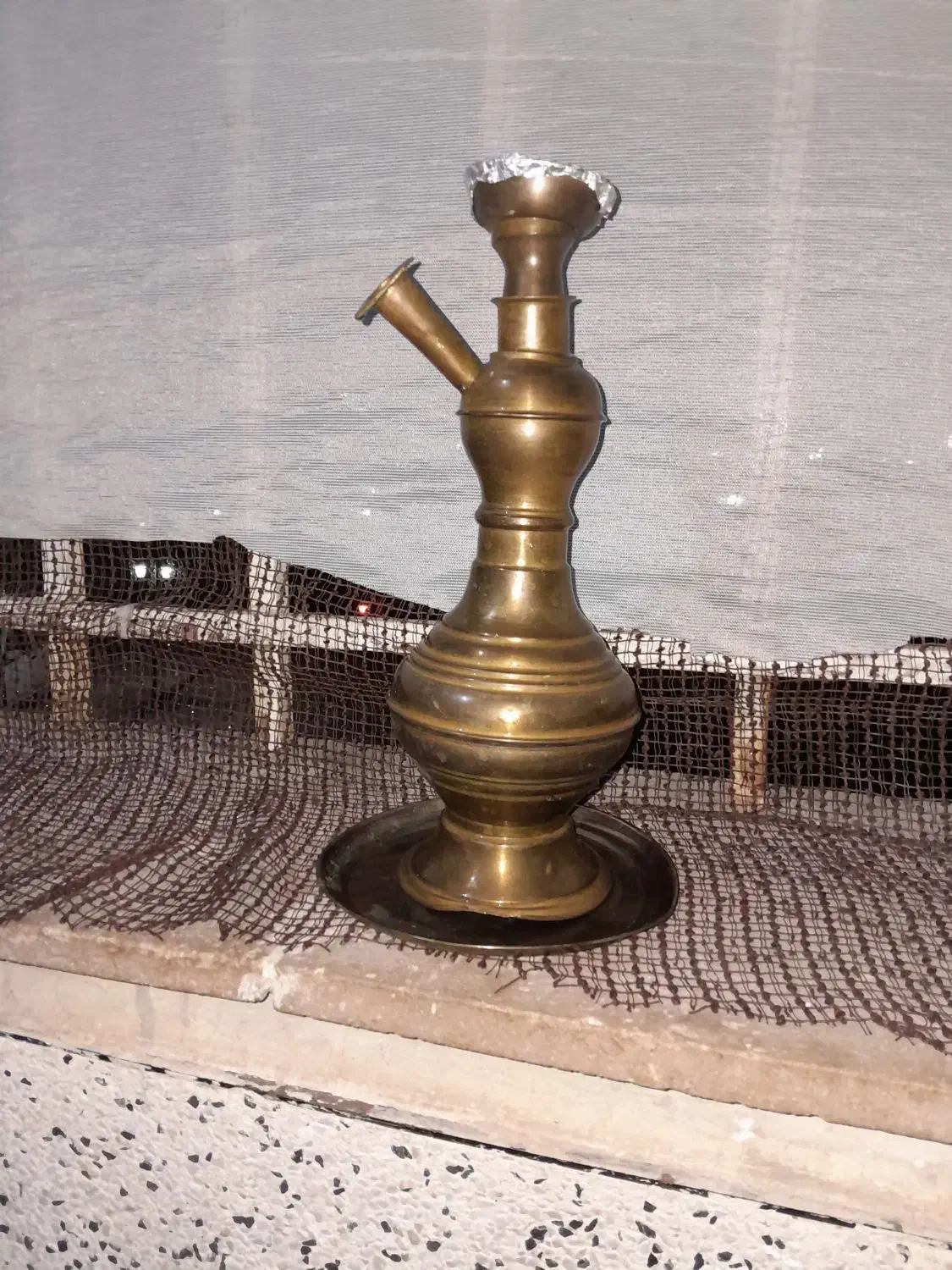 قلیون برنج|کلکسیون اشیاء عتیقه|پرند, فاز ۳|دیوار