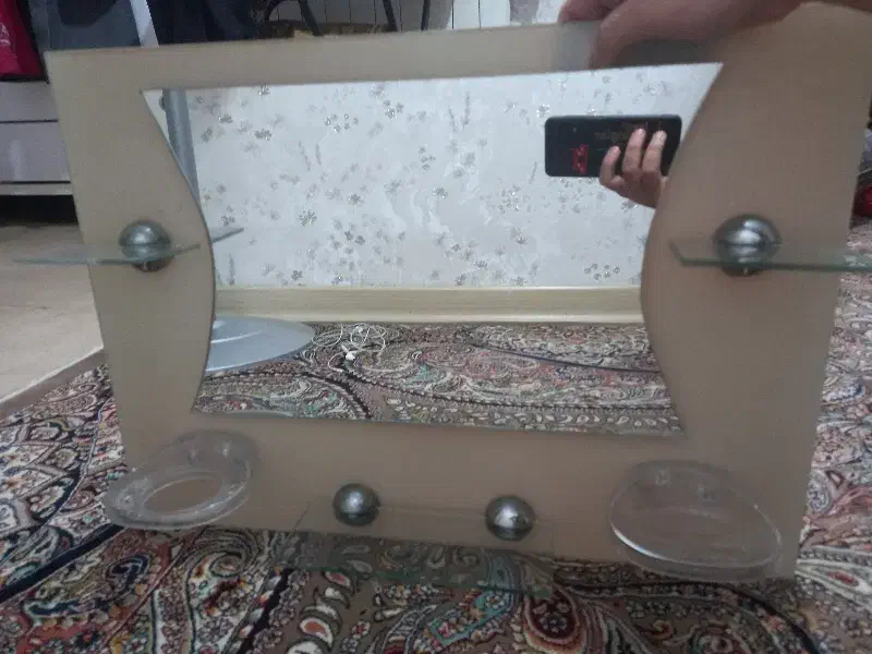 آیینه آینه|آینه|کهریزک, |دیوار