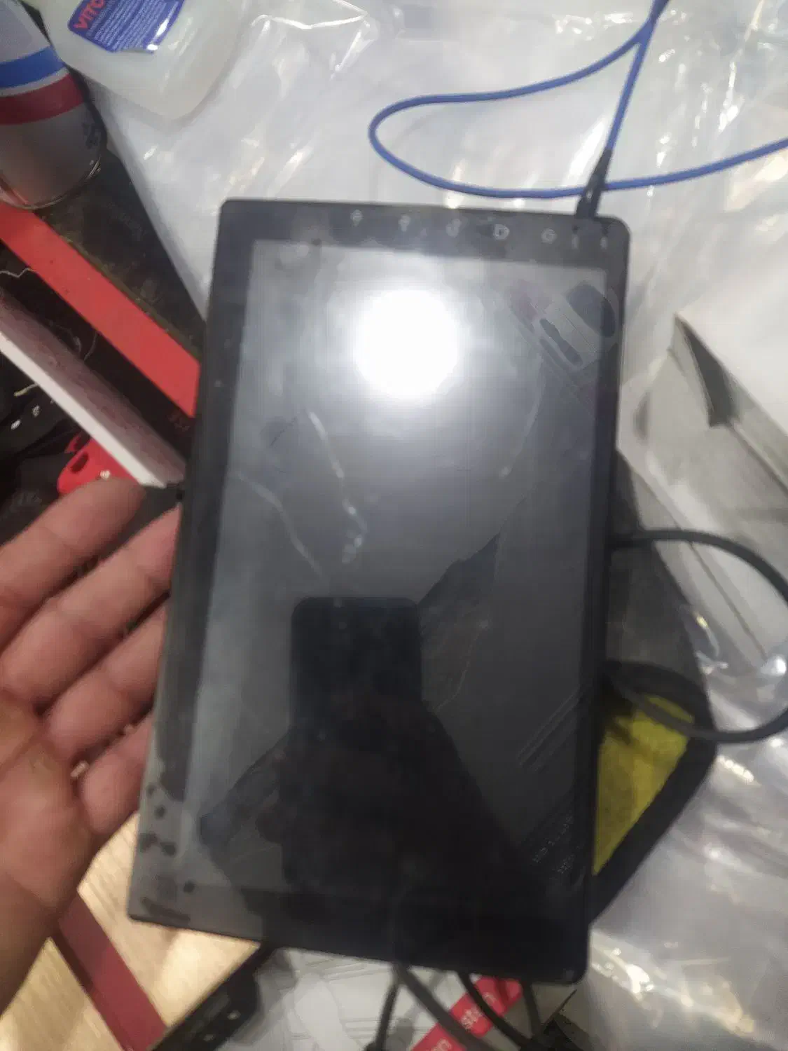 مانیتور با کیفیت فقط دوماه کار کرده|قطعات و لوازم جانبی رایانه|قشم, |دیوار