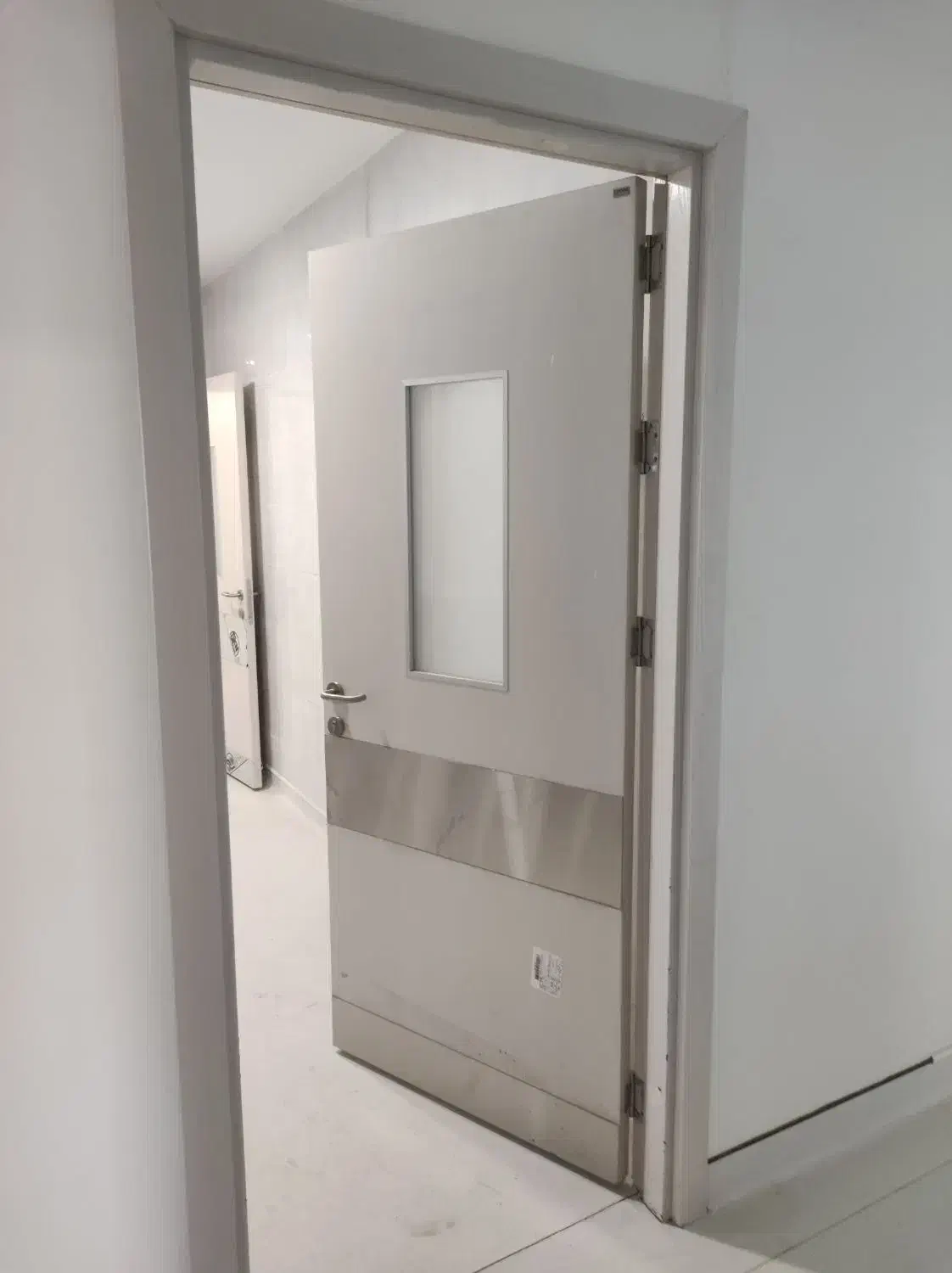 نصاب و کمک نصاب درب|استخدام معماری، عمران و ساختمانی|مراغه, |دیوار