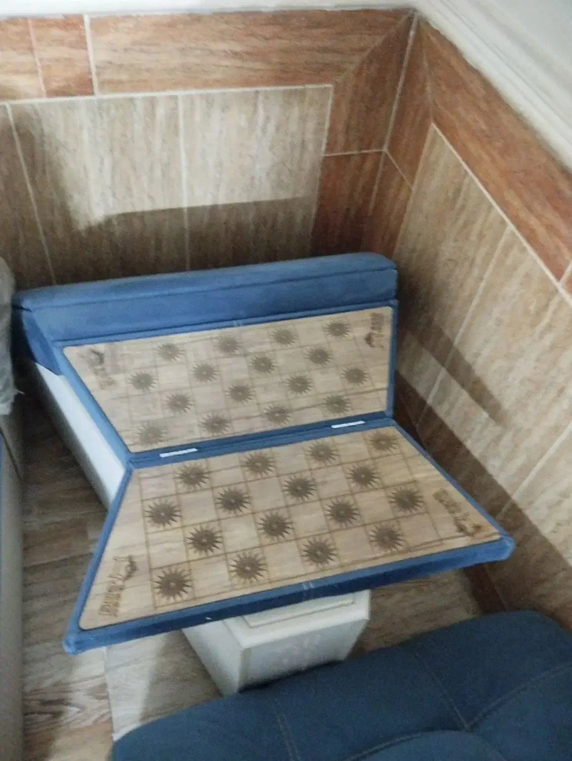 سرویس 9نفره مبل به فروش می‌رسد|مبلمان خانگی و میز عسلی|زابل, |دیوار