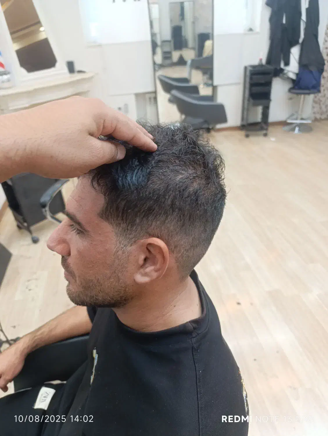 اصلاح موی سر رایگان|خدمات آرایشگری و زیبایی|بم, |دیوار