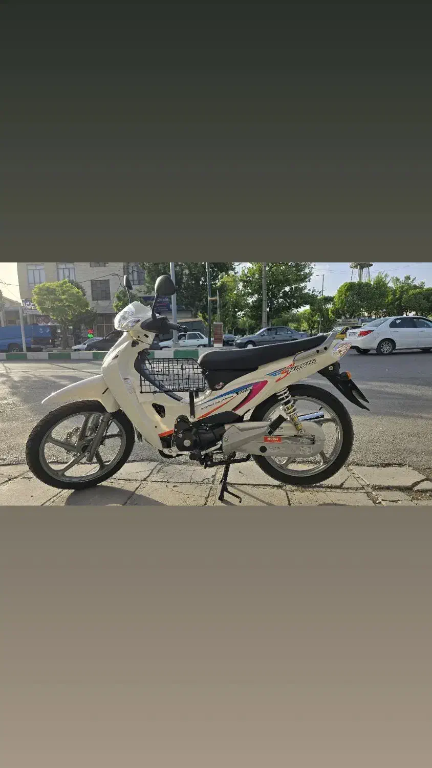 موتور ویو رادیسون|موتورسیکلت|بروجرد, |دیوار