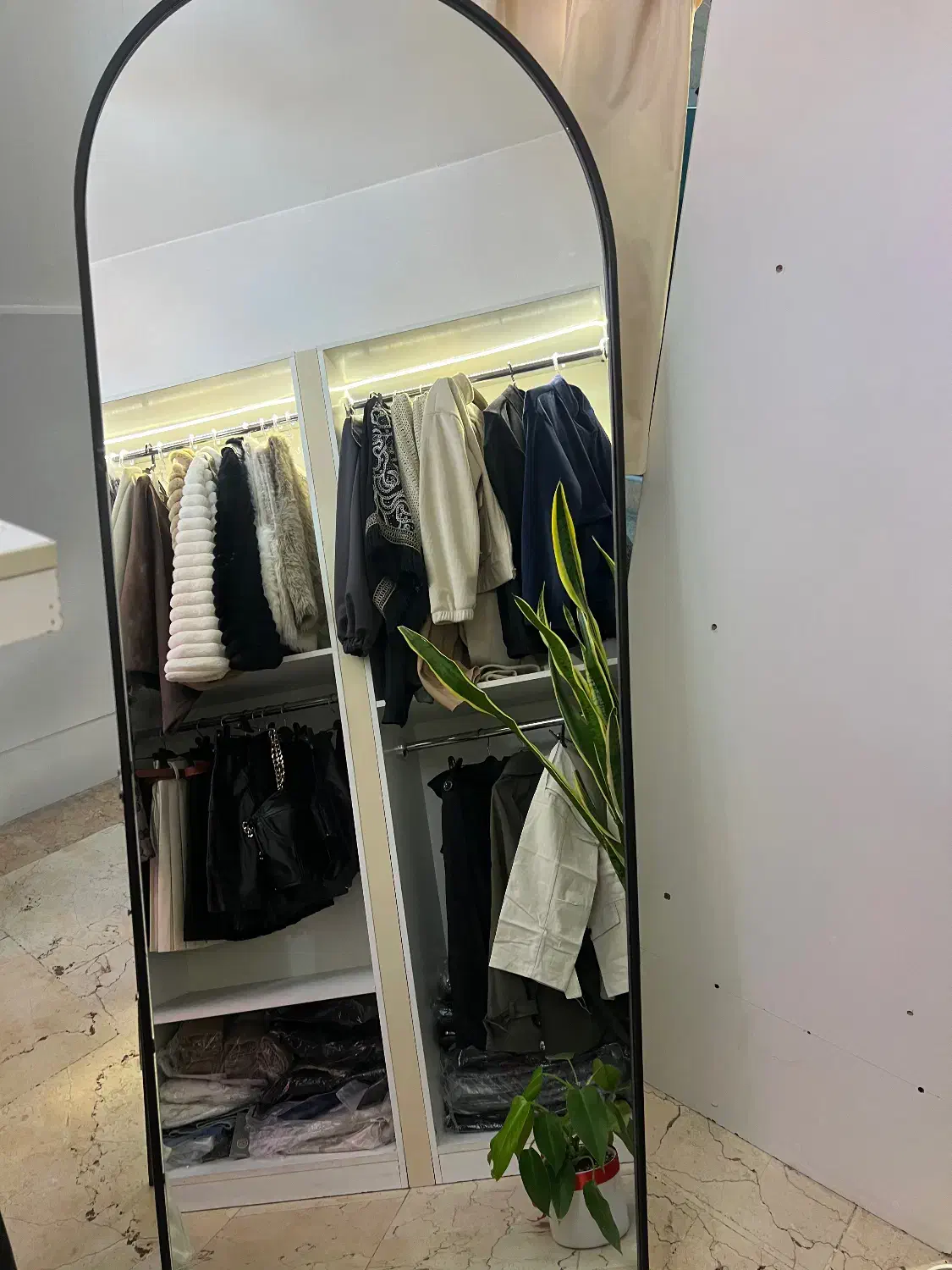 آینه قدی|آینه|گرگان, |دیوار