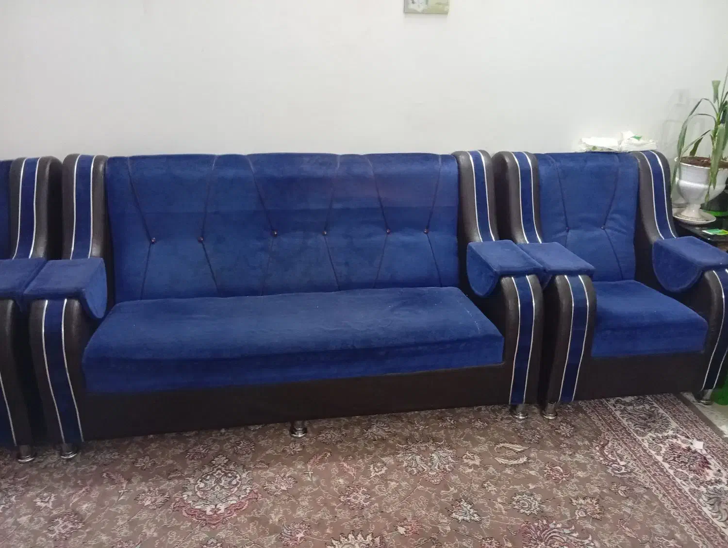 مبل|مبلمان خانگی و میز عسلی|گلبهار, شهر جدید گلبهار|دیوار