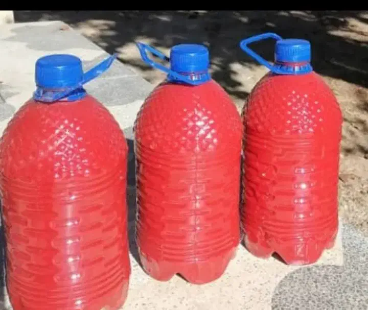 فروش رب گوجه خونگی و خیارشورمحلی|خوردنی و آشامیدنی|شیراز, شهرک کوثر|دیوار