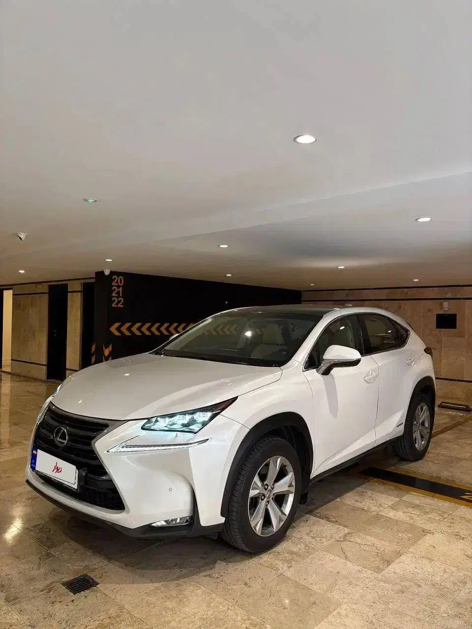 لکسوس lexsus nx 300h سفید|خودرو سواری و وانت|تهران, جردن|دیوار