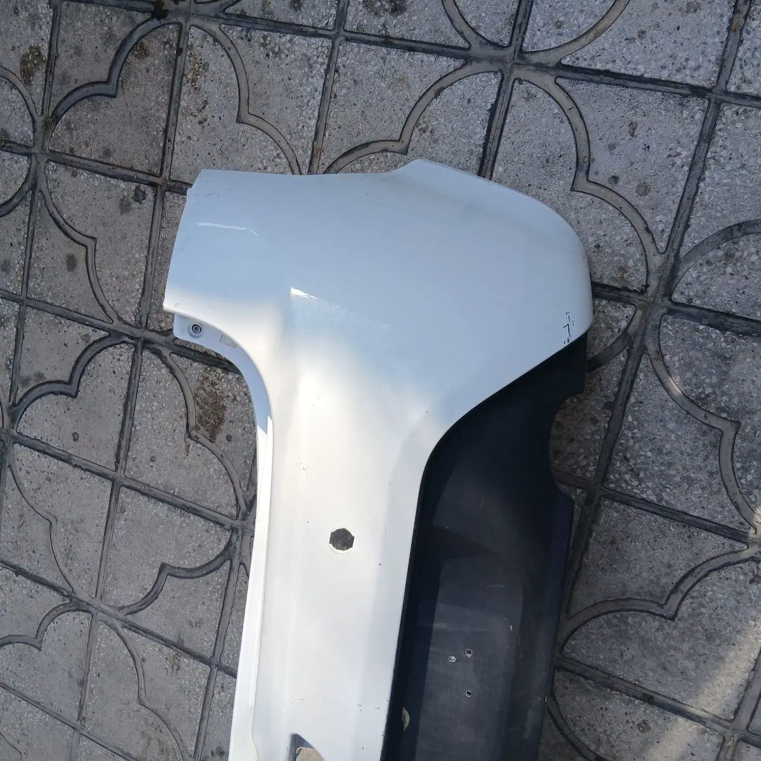 سپر عقب تیبا هاچ بک پلاس|قطعات یدکی و لوازم جانبی|شیراز, پودنک|دیوار