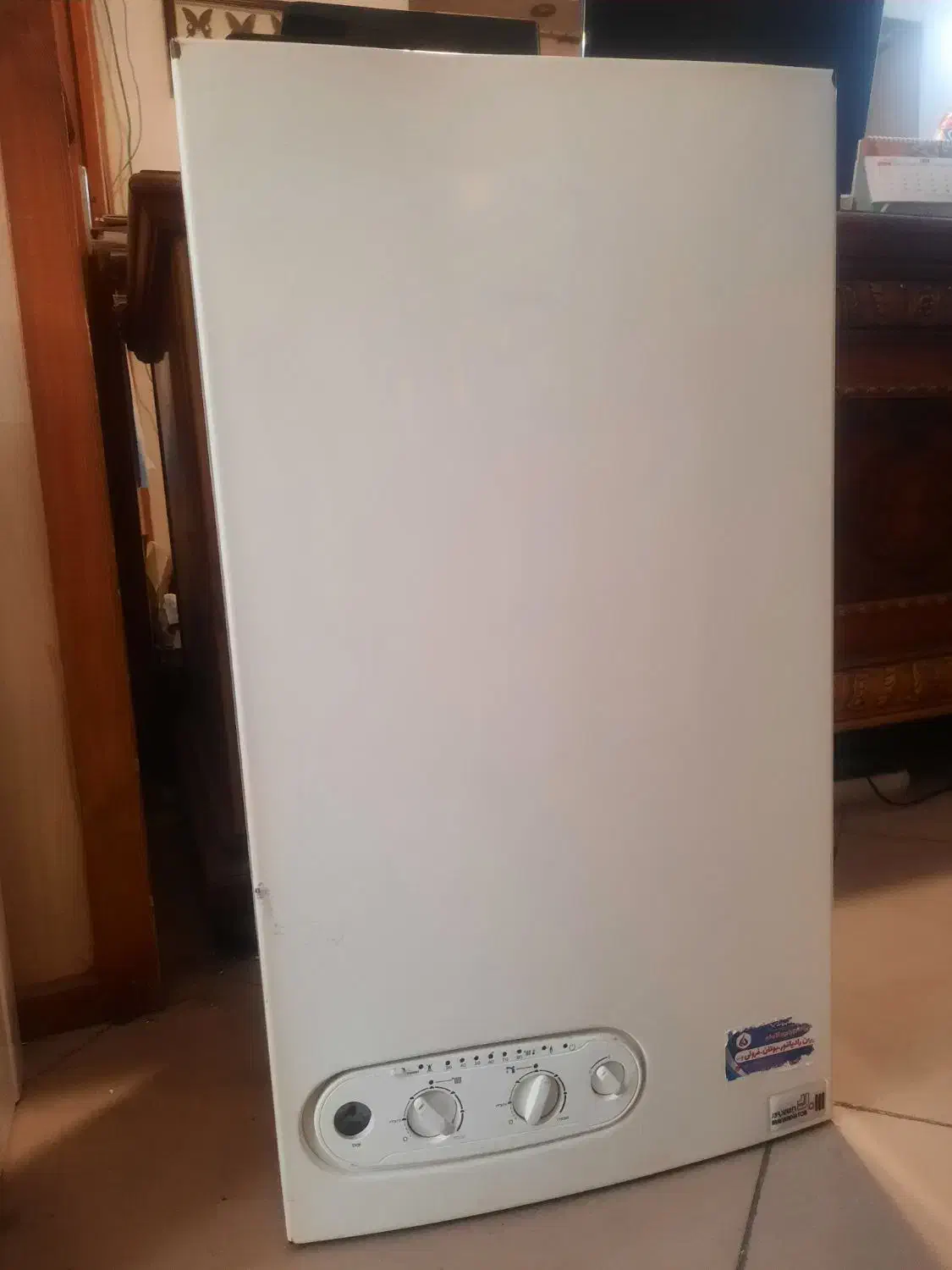 پکیج دیواری|آبگرمکن، پکیج، شوفاژ|اصفهان, طامه|دیوار