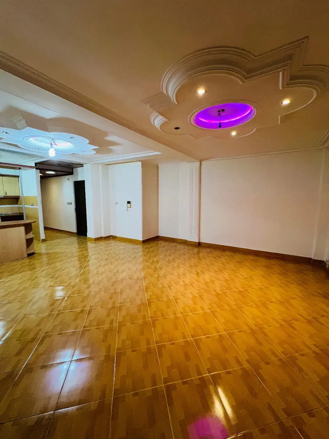 آپارتمان معلم کوچه اعلایی ۹۲متری طبقه چهارم سنددار|فروش آپارتمان|رشت, علی آباد|دیوار