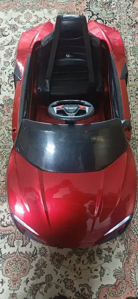 ماشین شارژی موزیکال  با کنترل در حد|اسباب‌بازی بچه|ری, فیروزآبادی|دیوار