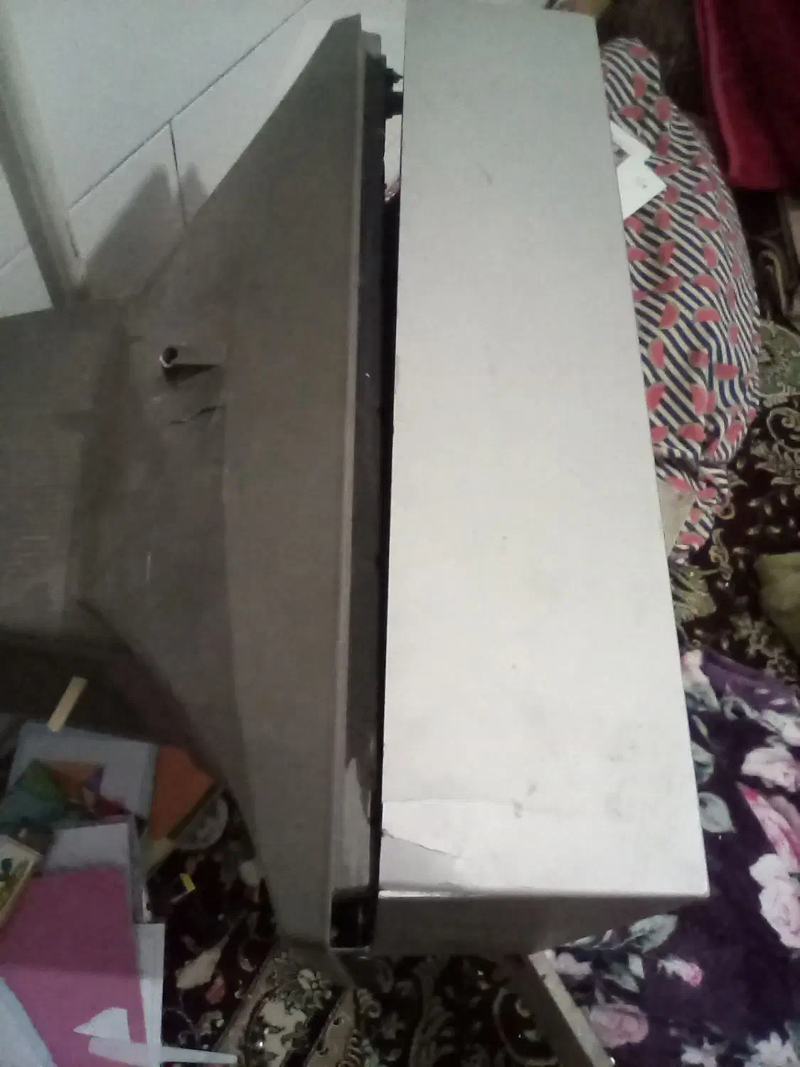 تلویزیون یزد|تلویزیون و پروژکتور|خوشرودپی, |دیوار