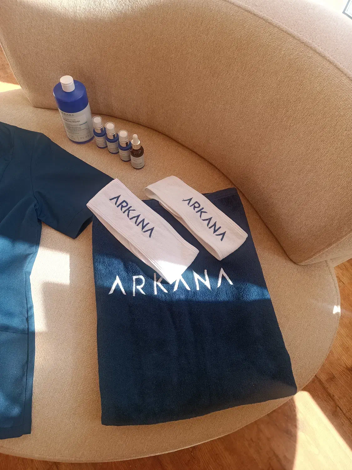 پکیج دور چشم آرکانا|آرایشی، بهداشتی، درمانی|طرقبه, |دیوار