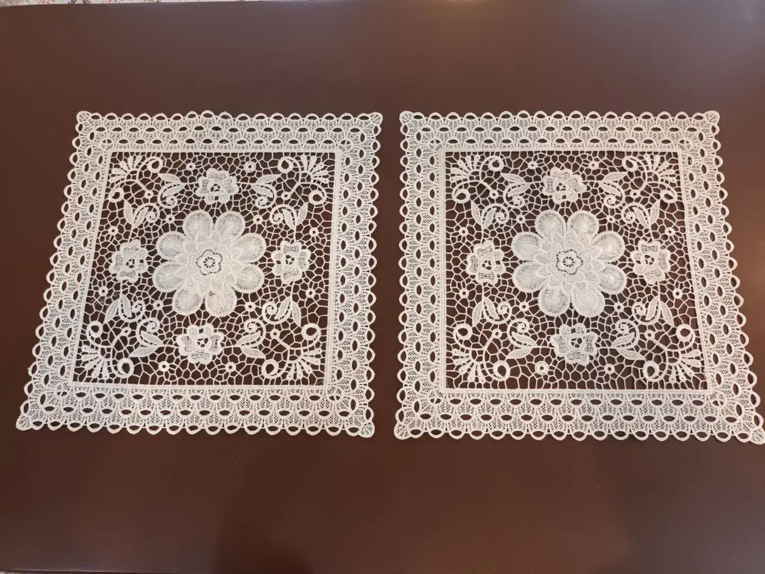 رومیزی جلو مبلی و دو عدد عسلی ابریشمی نو|پرده، رانر، رومیزی|تهران, جردن|دیوار