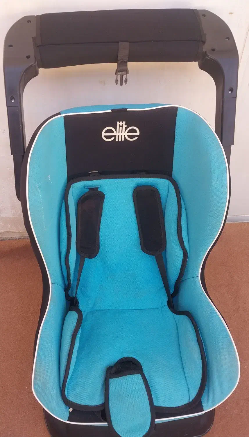 صندلی ماشین کودک|تخت و صندلی بچه|سمنان, |دیوار