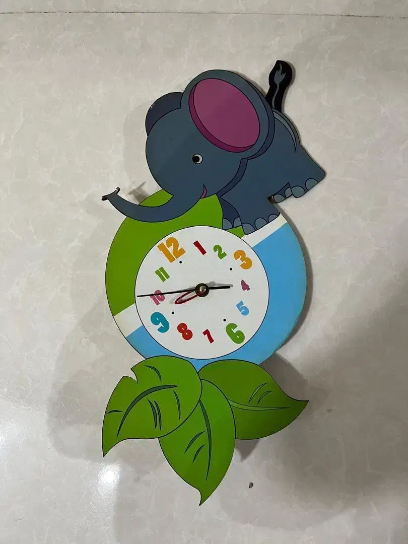 پرده و قالیچه و ساعت اتاق کودک فیلی|اسباب و اثاث بچه|اهواز, کیانشهر|دیوار