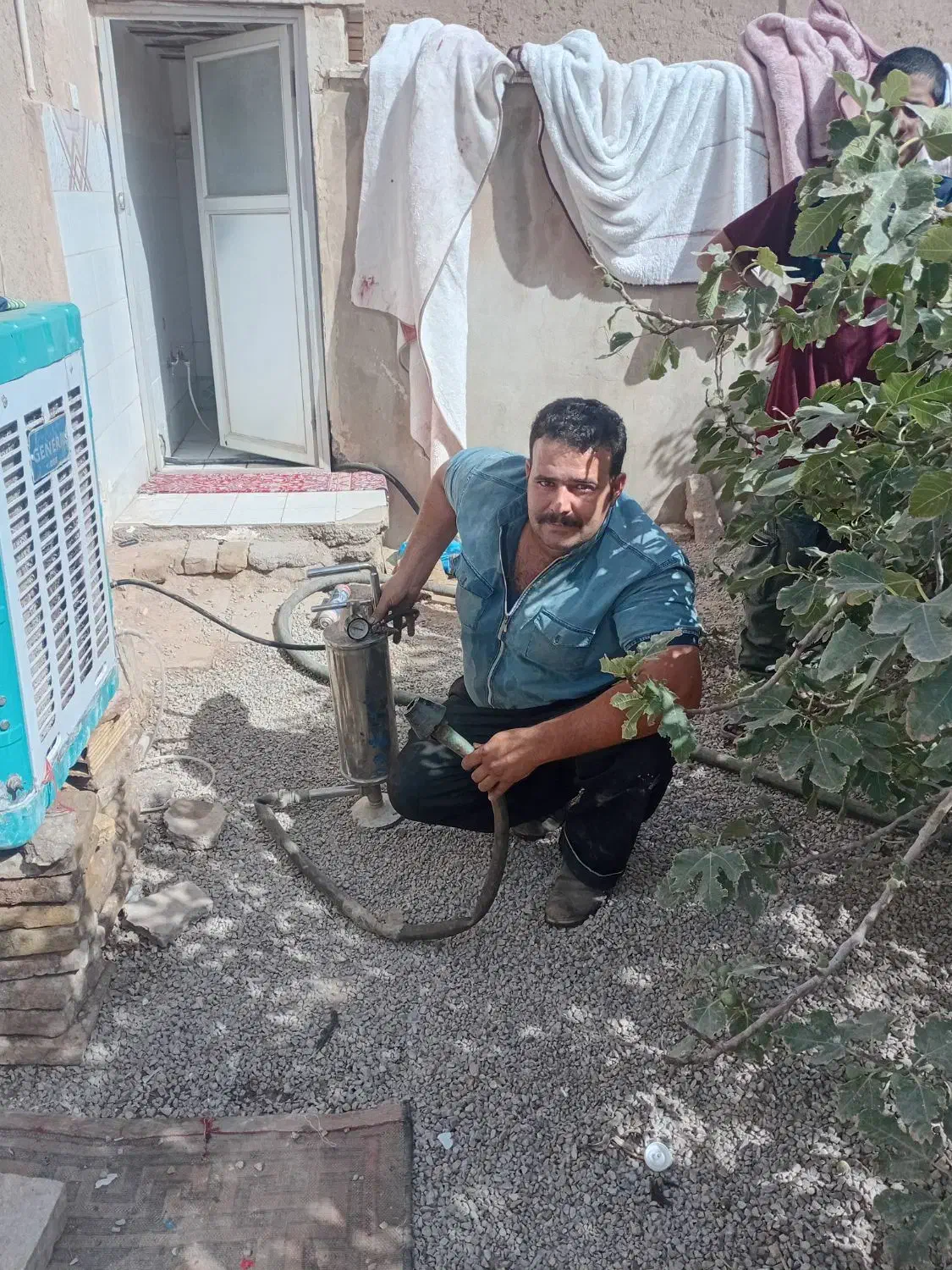 لوله باز کنی کارگرپیکور وصل کردن فاضلاب شهری و.|خدمات پیشه و مهارت|میبد, |دیوار