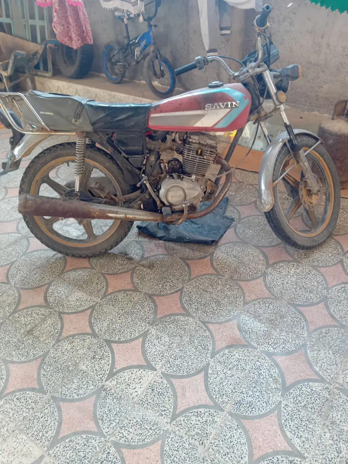 موتورساوین۱۵۰|موتورسیکلت|تخت, |دیوار