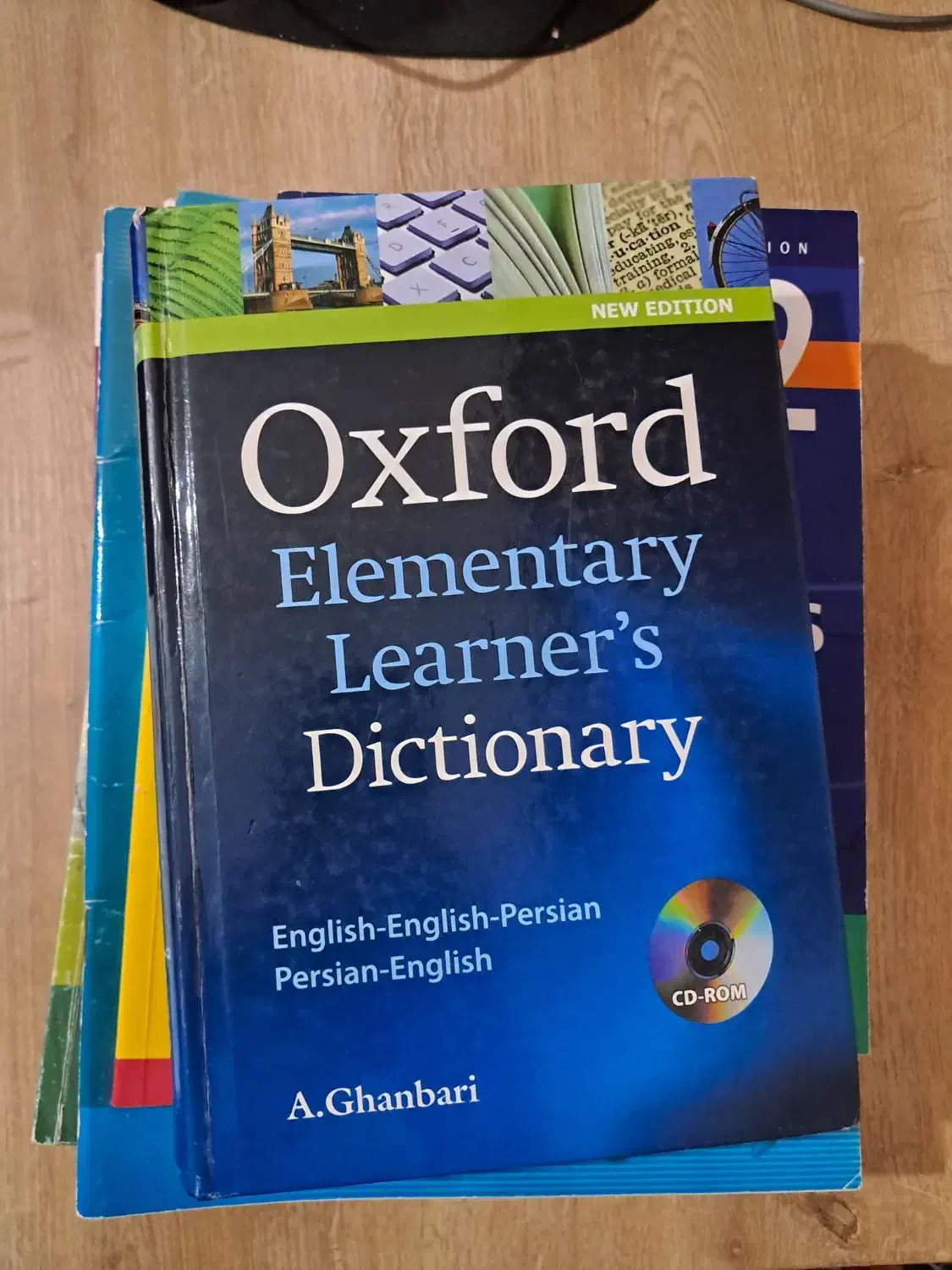 تعدادی کتاب زبان انگلیسی|کتاب و مجله آموزشی|اردبیل, |دیوار