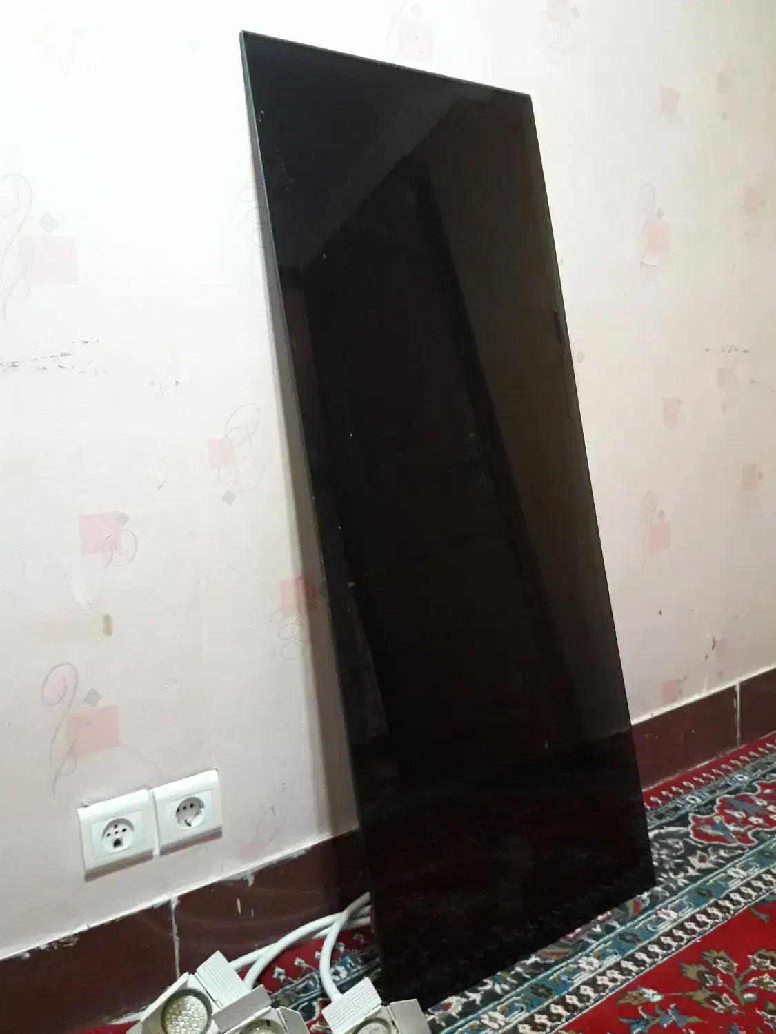 شیشه میز عسلی 10 میل ، اندازه 48 × 120|مبلمان خانگی و میز عسلی|قم, سالاریه|دیوار