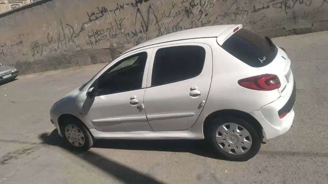 پژو۲۰۶|خودرو سواری و وانت|زاهدان, |دیوار