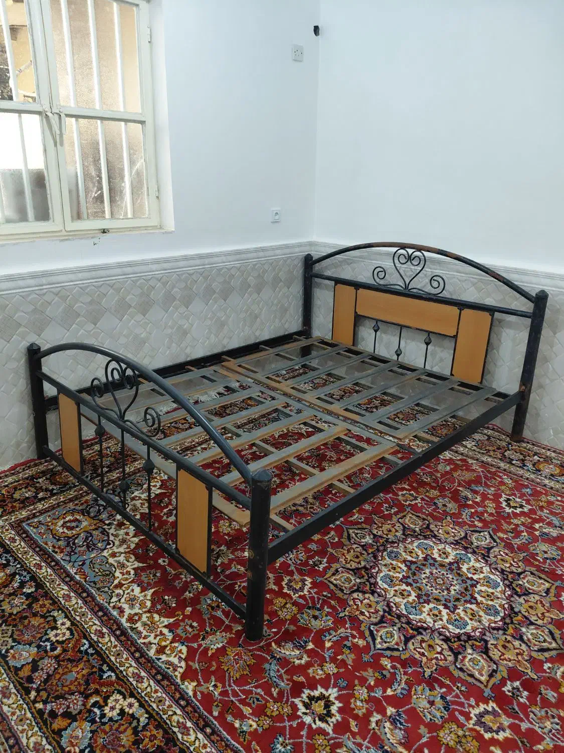 تخت خواب فلزی|تخت و سرویس خواب|آبادان, |دیوار