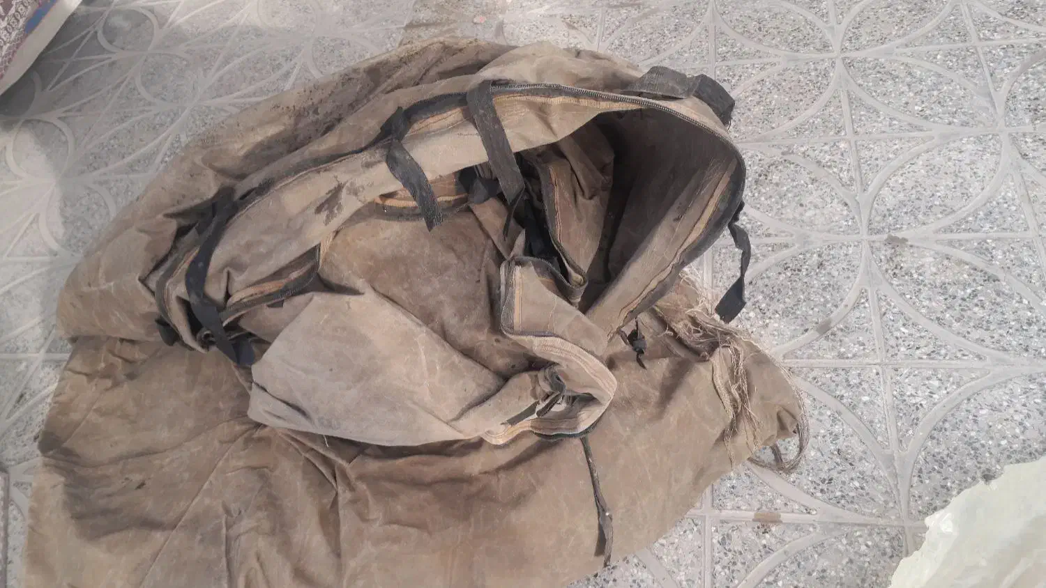 چادر برزنت اصل|کوهنوردی و کمپینگ|سوری, |دیوار