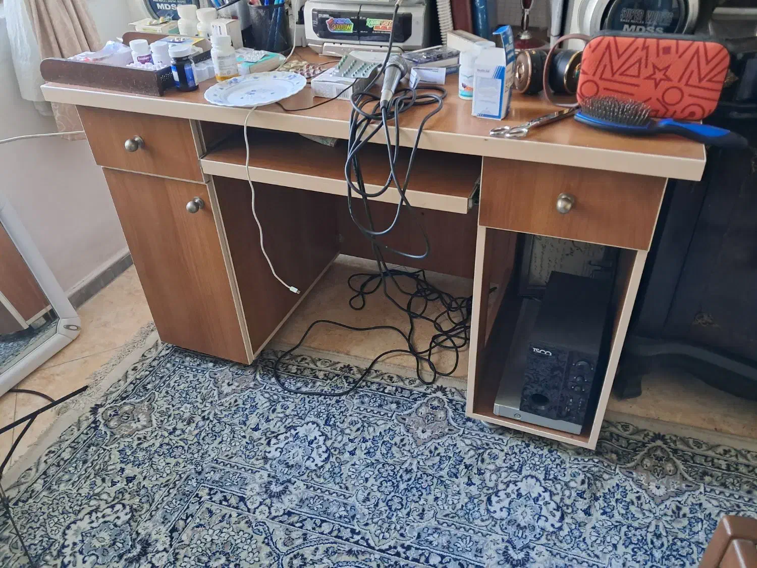 میزکامپیوتردست سازمحکم وکامل|میز تحریر و کامپیوتر|خرم‌آباد (تنکابن), |دیوار