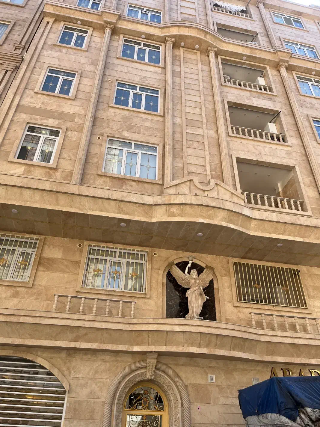 اپارتمان ۸۳ متری|فروش آپارتمان|بهارستان, |دیوار