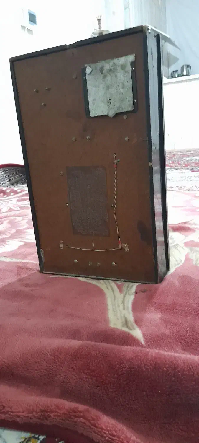 ساعت سکو .انتیک .|ساعت دیواری و تزئینی|بومهن, |دیوار