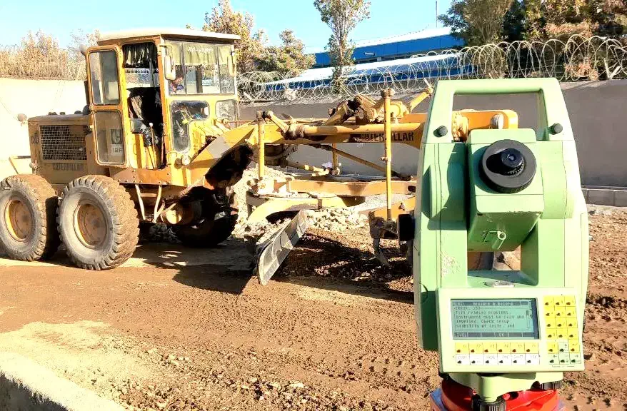 دوربین نقشه برداری لایکا و متر لیزری بوش اصلی|ابزارآلات|تهران, افسریه شمالی|دیوار