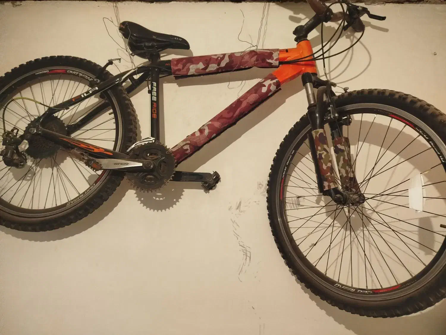 دوچرخه 26|دوچرخه، اسکیت، اسکوتر|هشتگرد, هشتگرد قدیم|دیوار