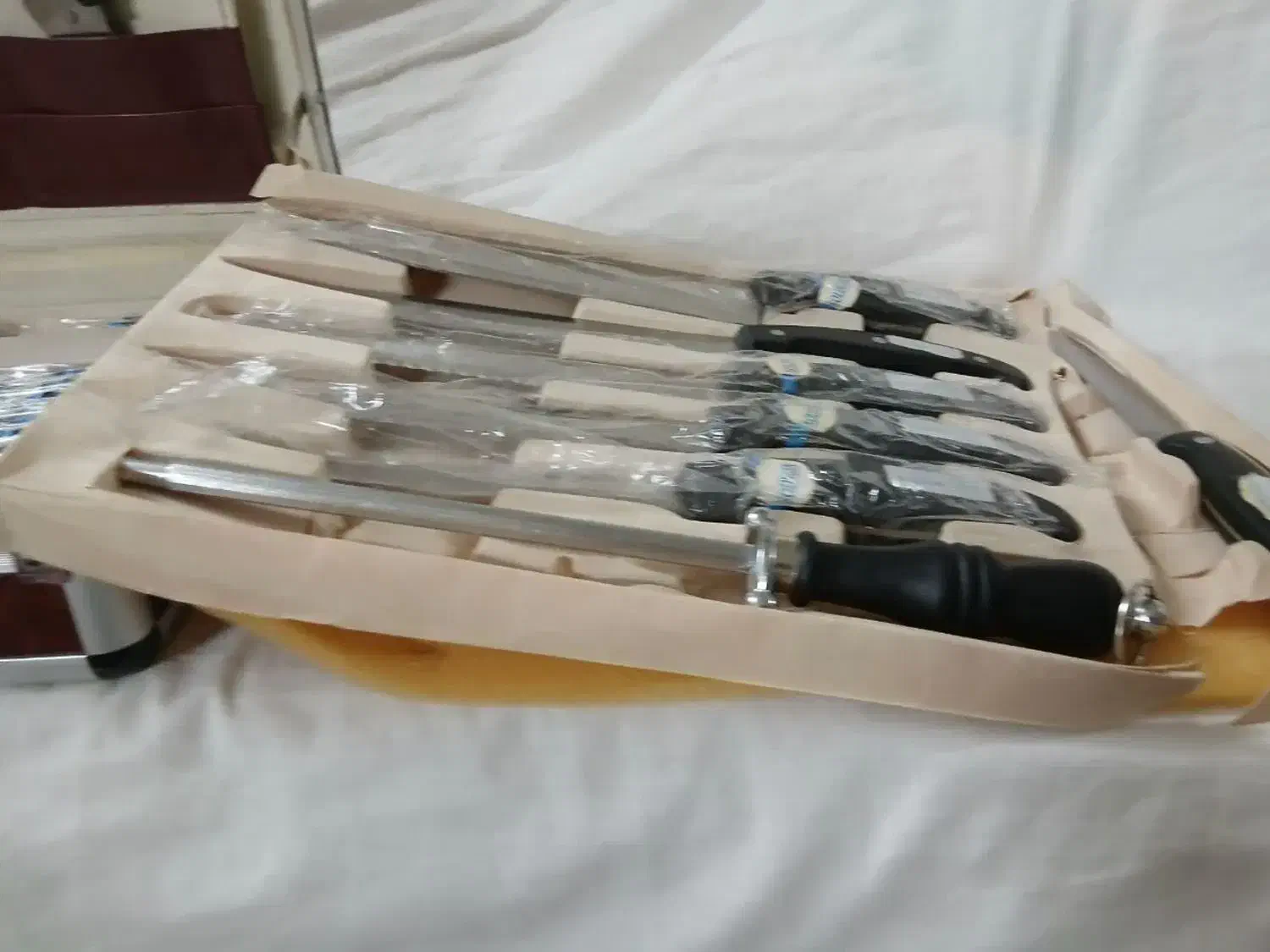 بسته چاقو|ظروف پختوپز|مشهد, کارمندان دوم|دیوار