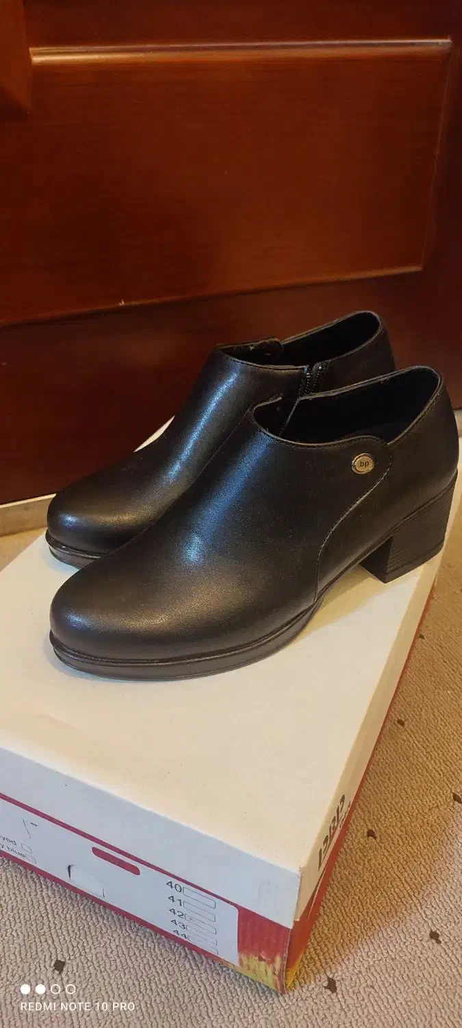 کفش نو طبی|کیف، کفش، کمربند|یاسوج, |دیوار