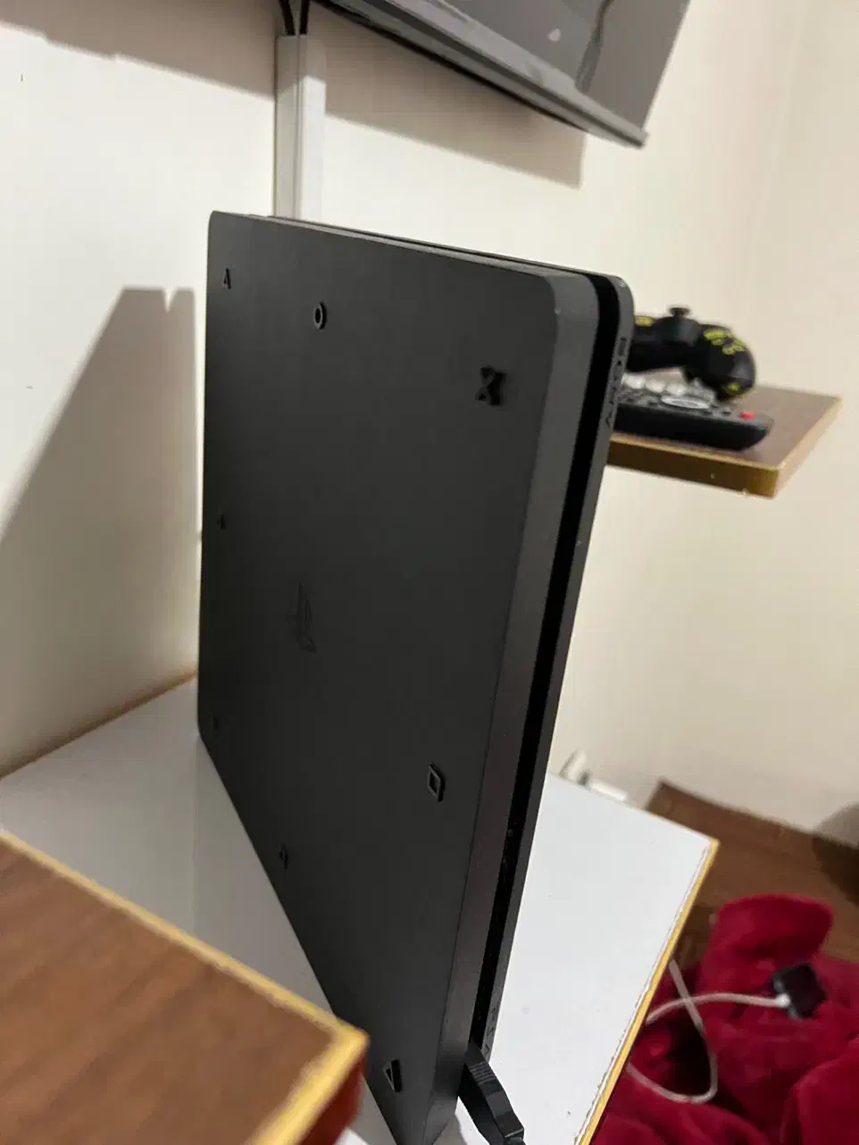 Ps4 slim 500gبا سه دسته درحد نو|کنسول، بازی ویدئویی و آنلاین|اهواز, ۲۰۰دستگاه|دیوار