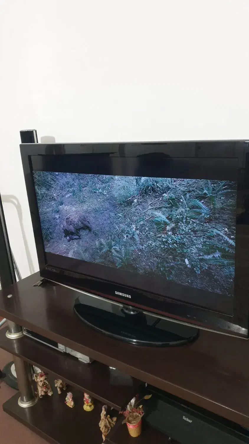 تلویزیون ۳۲ اینچی السیدی سامسونگ|تلویزیون و پروژکتور|شهریار, شهرک شاهد|دیوار