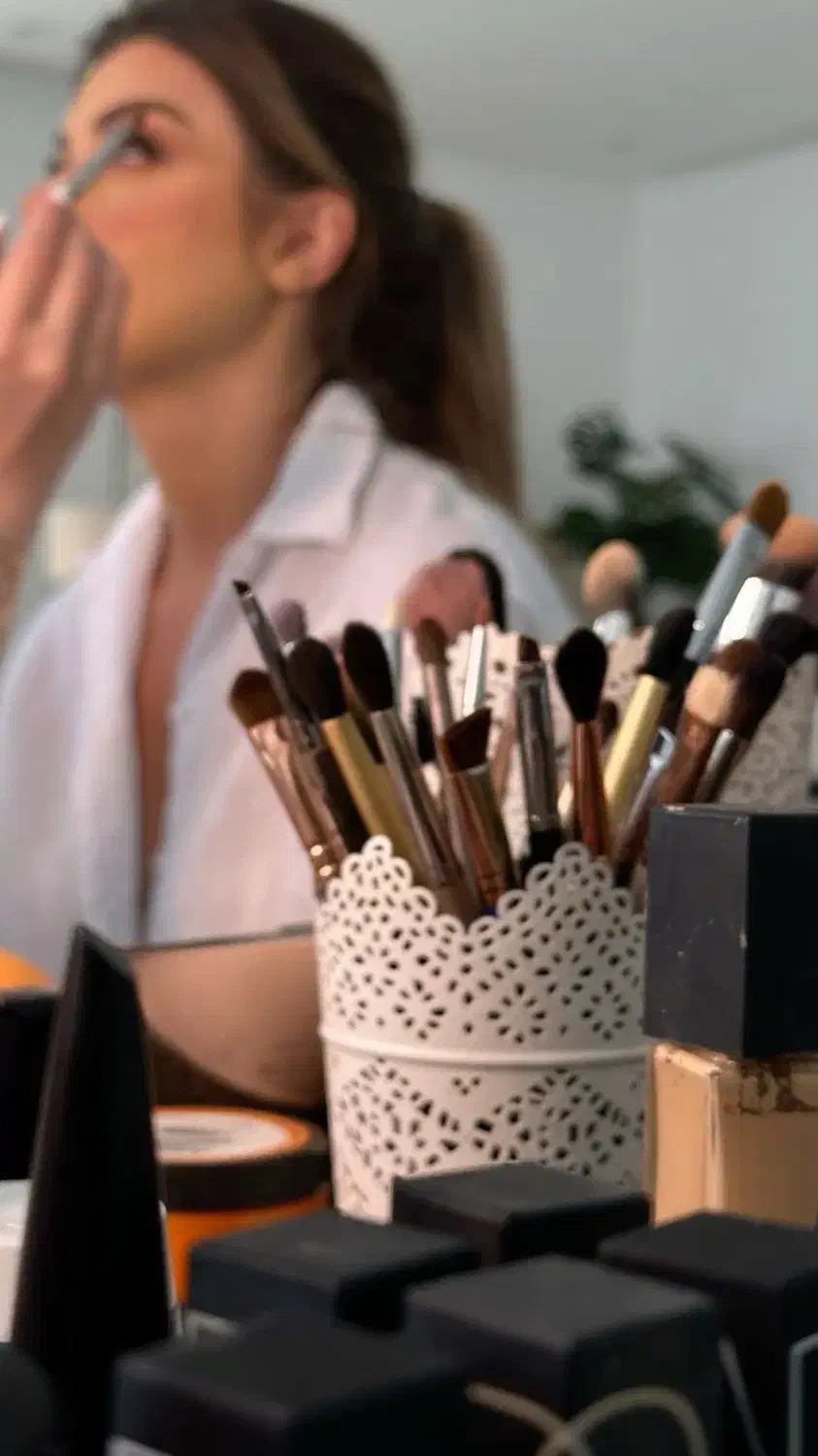 مدل میکاپ رایگان منظریه|خدمات آرایشگری و زیبایی|رشت, منظریه|دیوار