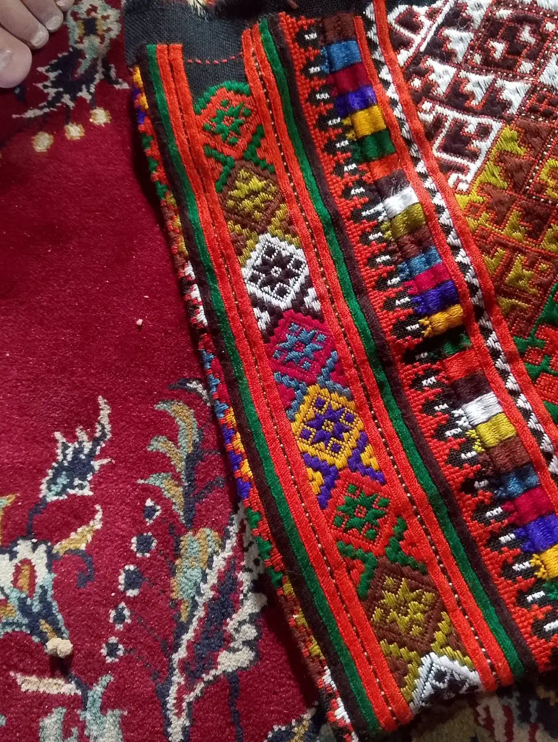 دوخت اینه وسرتوپ پزیرفته میشود|لباس|خاش, |دیوار