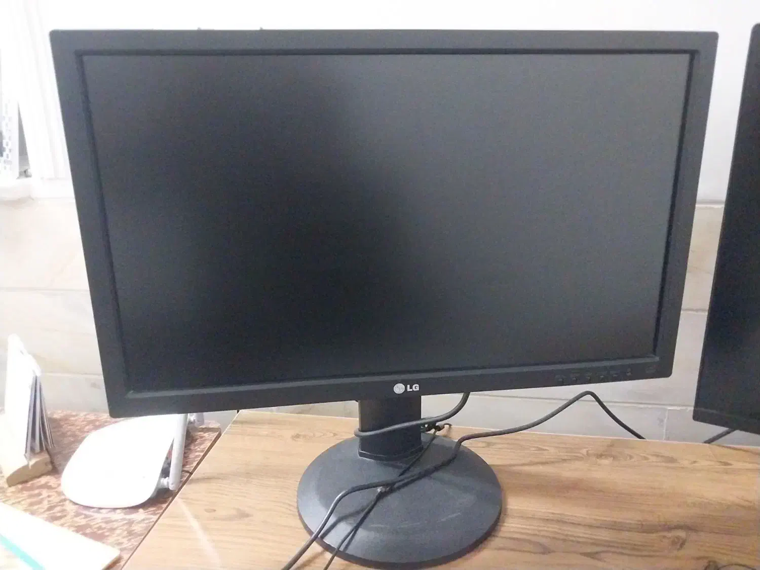 مانیتور LG|قطعات و لوازم جانبی رایانه|اردکان, |دیوار