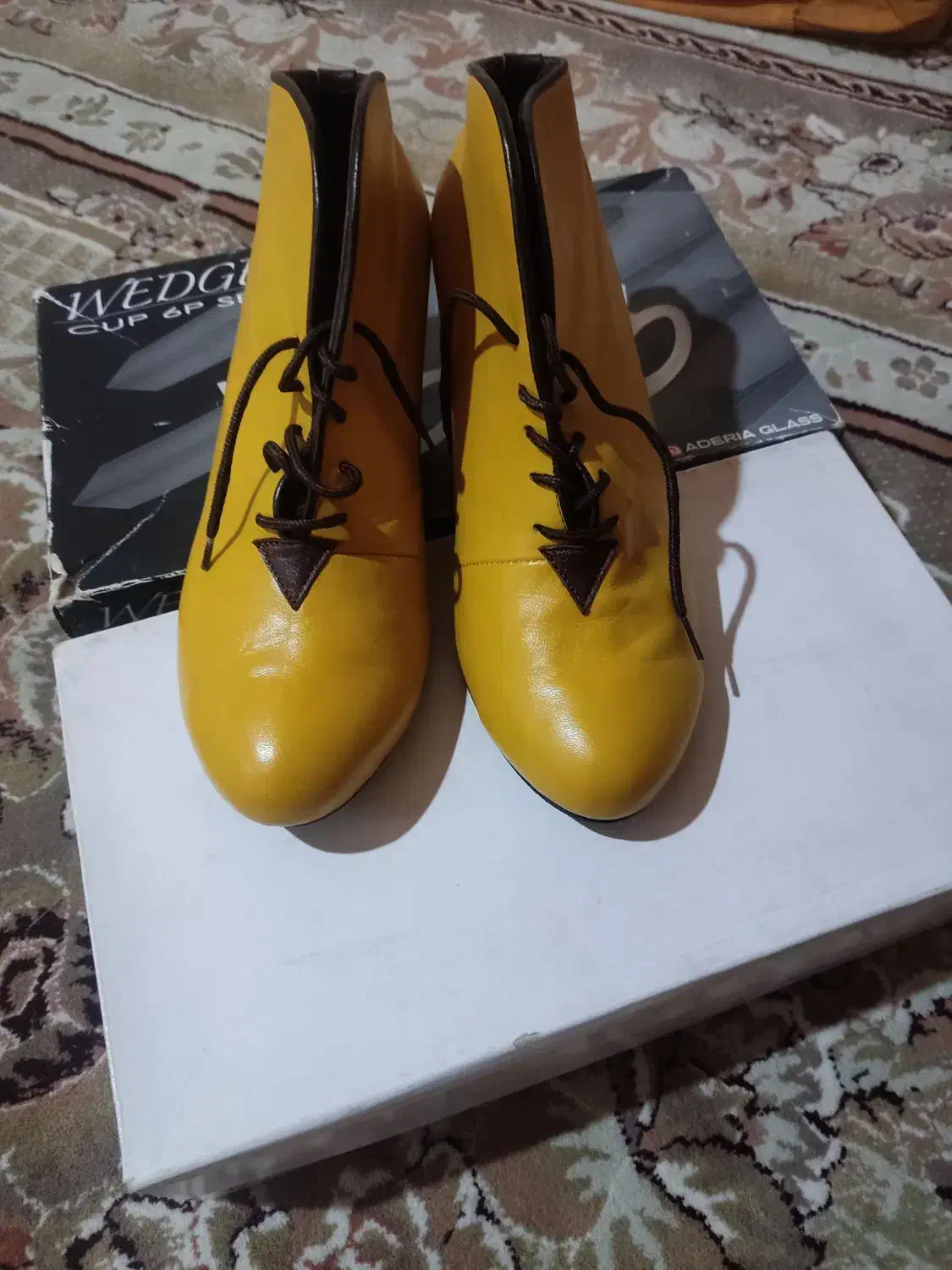 کفش چرم نو|کیف، کفش، کمربند|شیراز, سفیرشمالی|دیوار