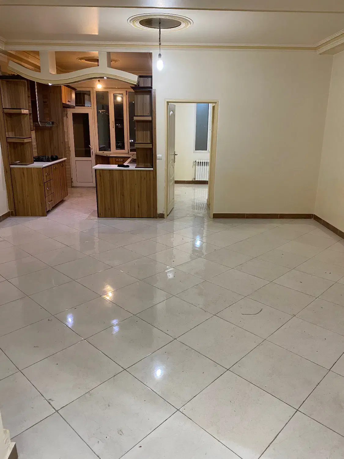 آپارتمان ۶۳متری بلور سازی