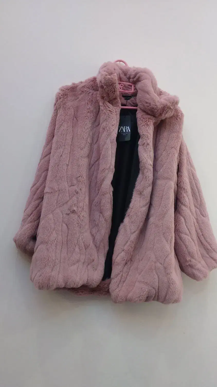 تعدادی مانتو کفش و لباس مجلسی|لباس|سهند, |دیوار