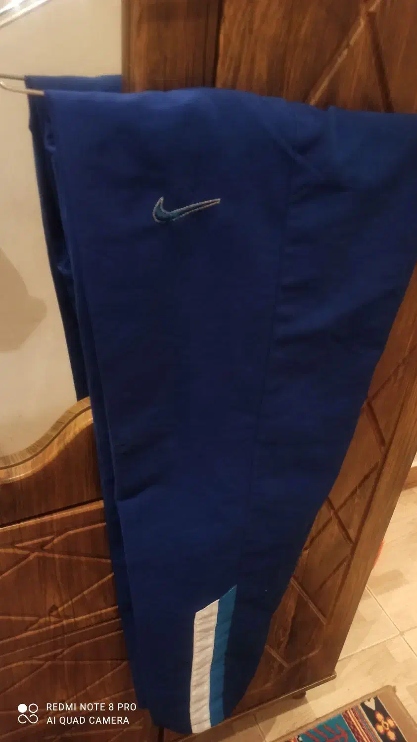 لباس ورزشی و کتانی پسرانه|کفش و لباس بچه|رشت, معلم|دیوار