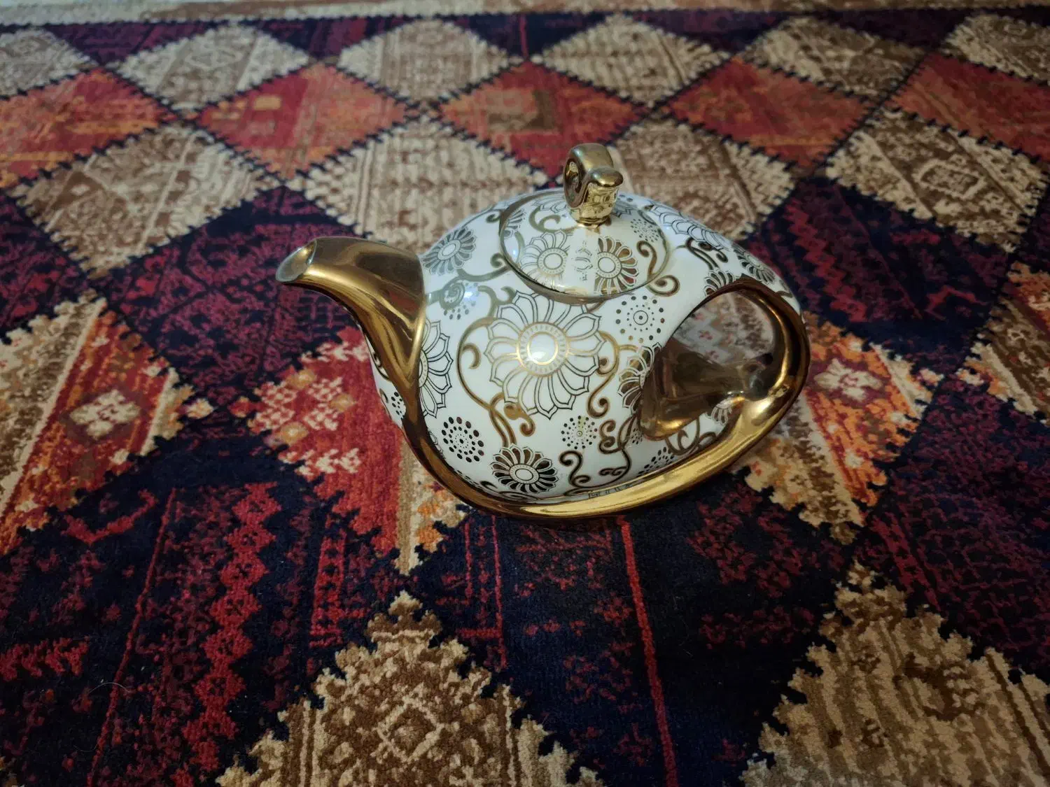 قوری|قوری، کتری، قهوه‌ساز دستی|صومعه‌سرا, |دیوار