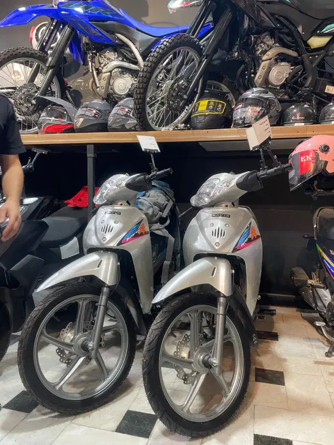 رادیسون خشک ۴۰۴|موتورسیکلت|قزوین, |دیوار