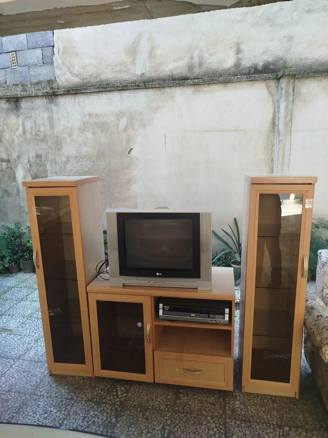 فروش لوازم|میز تلویزیون|رشت, شهرک شهید رجایی|دیوار