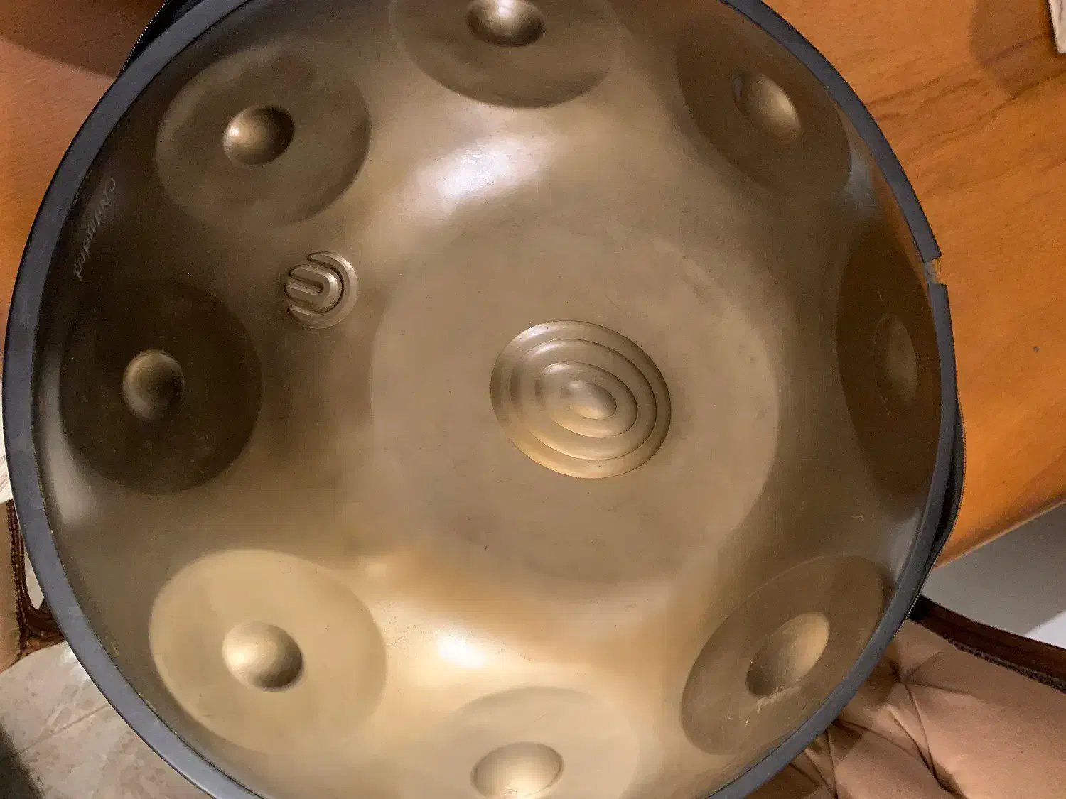 هنگ درام ۹ نت|سازهای سنتی|رشت, گلباغ نماز|دیوار