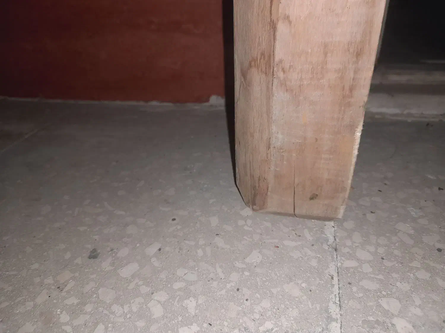 تخت چوبی سنتی کلا ۶ ماه خریدیم  بدون پوسیدگی|مبلمان خانگی و میز عسلی|قم, جمکران|دیوار